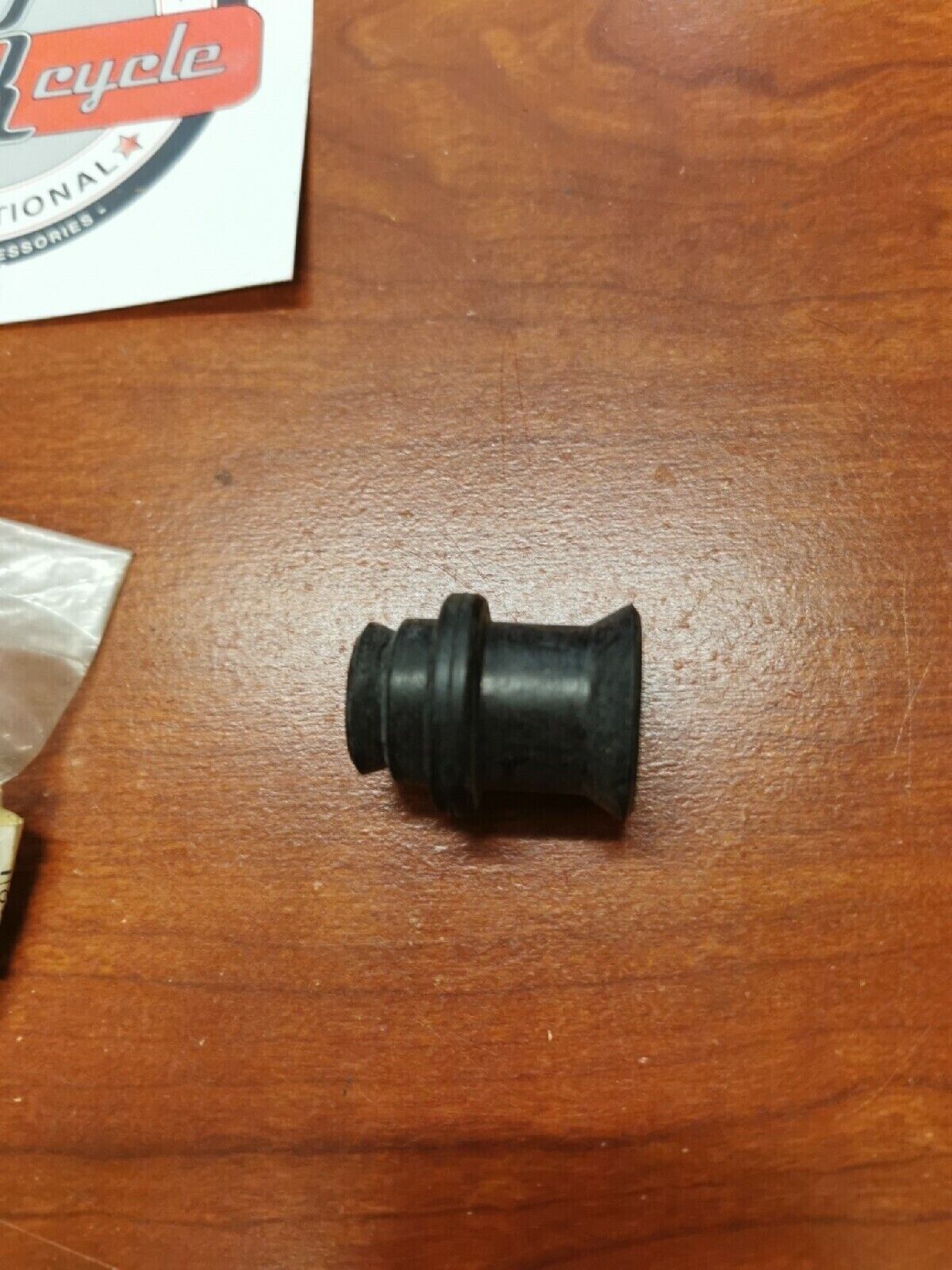 NOS Yamaha TT500 XT500 SR500 SR400 SEALING BOOT 583-18131-00-00 Y68