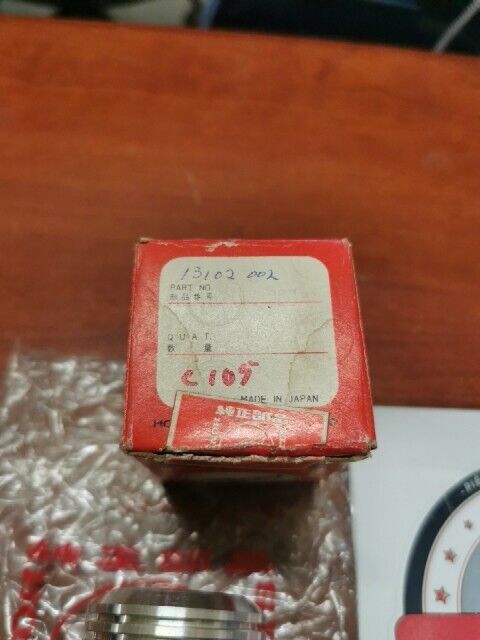 NOS Honda C105 CA105 CD105 PISTON (OS 0.25) 13102-002-000 H4