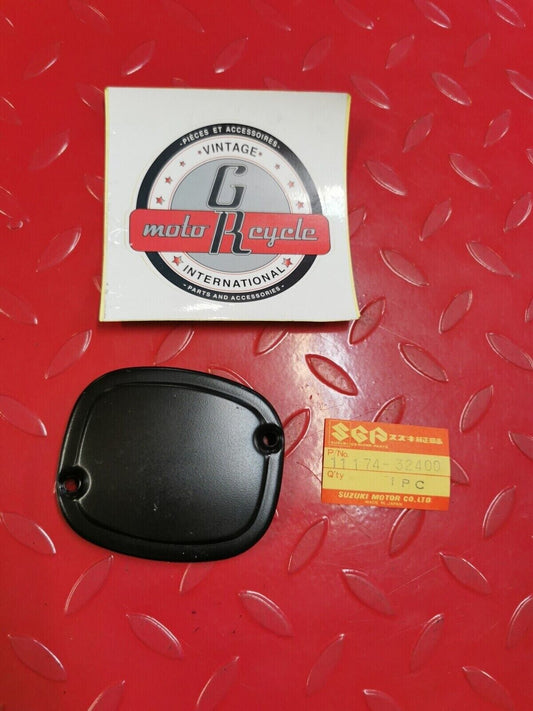 NOS SUZUKI  LT-F250 LT-4 INSPECTION CAP 11174-32400 SUPERCEDED 11175-42A00 S2
