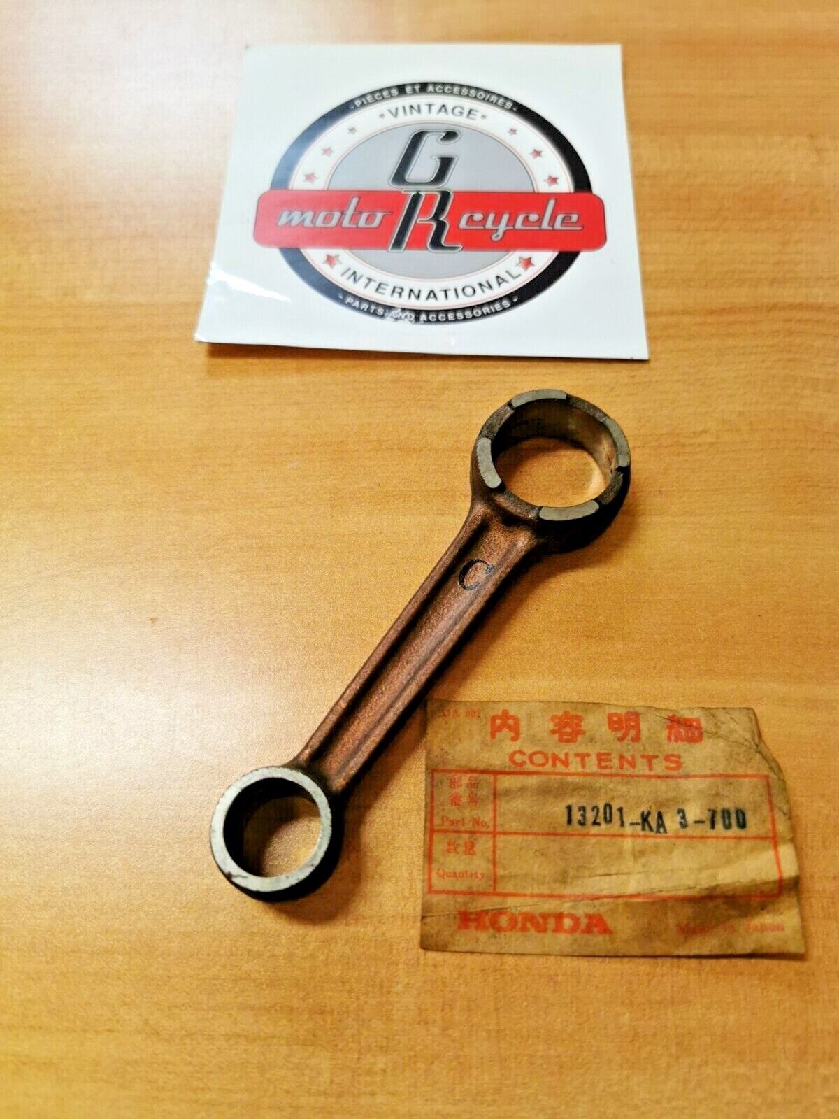 NOS HONDA CR125R  1981  1982   ROD  CONNECTING  13201-KA3-700 H23
