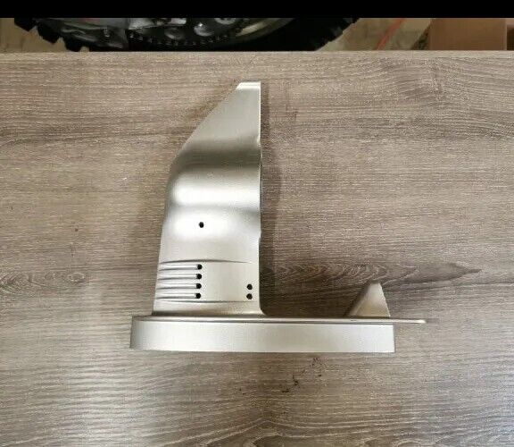 NOS HONDA OUTBOARD BF5 5HP 1997 - 2001 GEAR CASE NH282MU 41100-ZV1-A00ZB H82