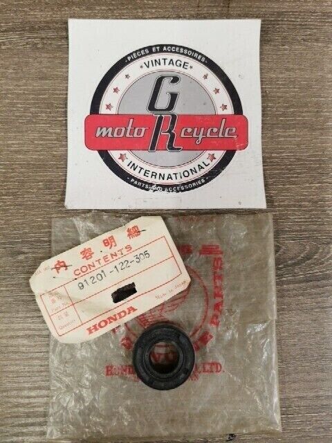 NOS HONDA MR50 1974 1975 OIL SEAL 17X35X9 91201-122-305 H79