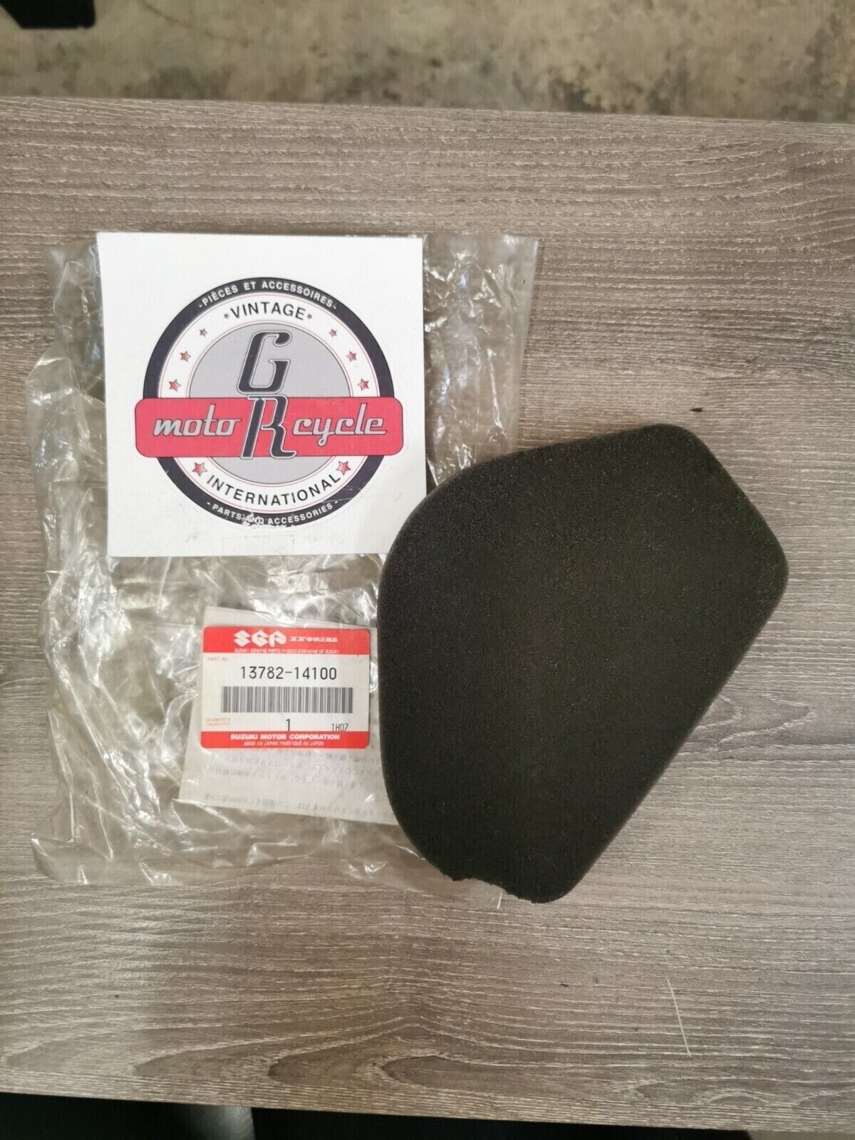 NOS SUZUKI RM125 AIR FILTER 13782-14100  S22