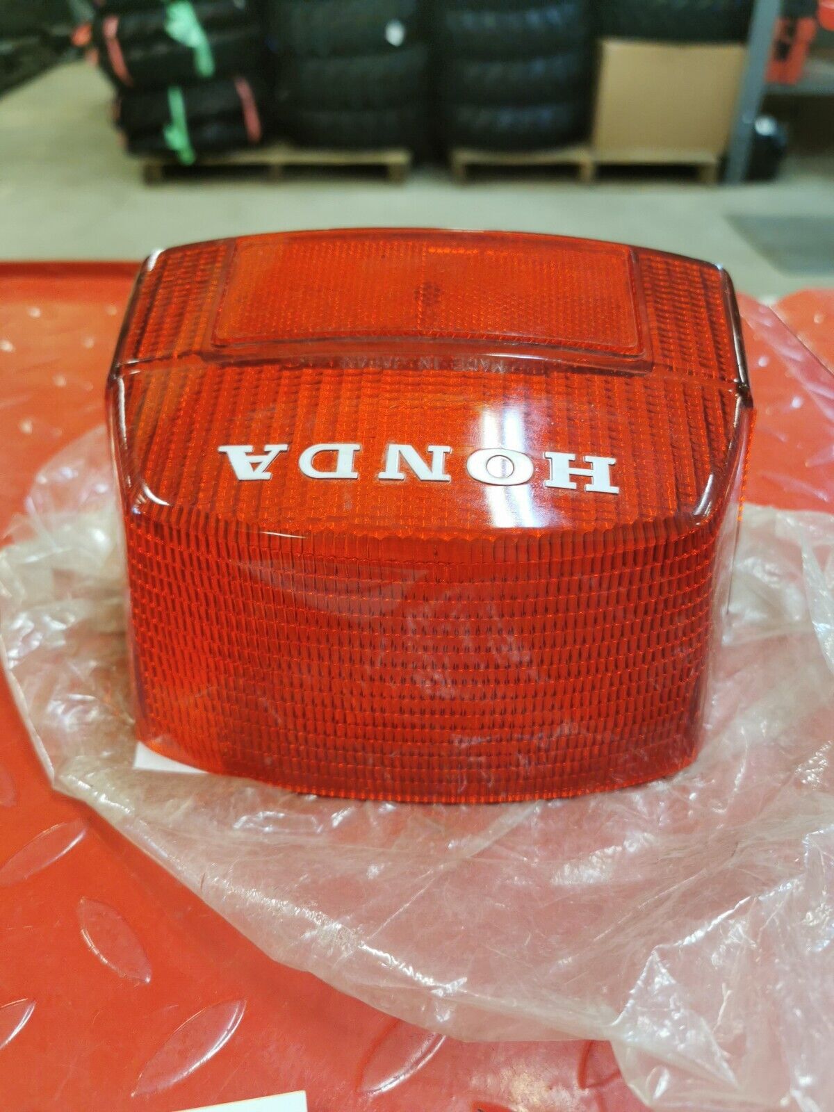 NOS Honda CB750K CX500D TAILLIGHT LENS 33702-415-671 H12