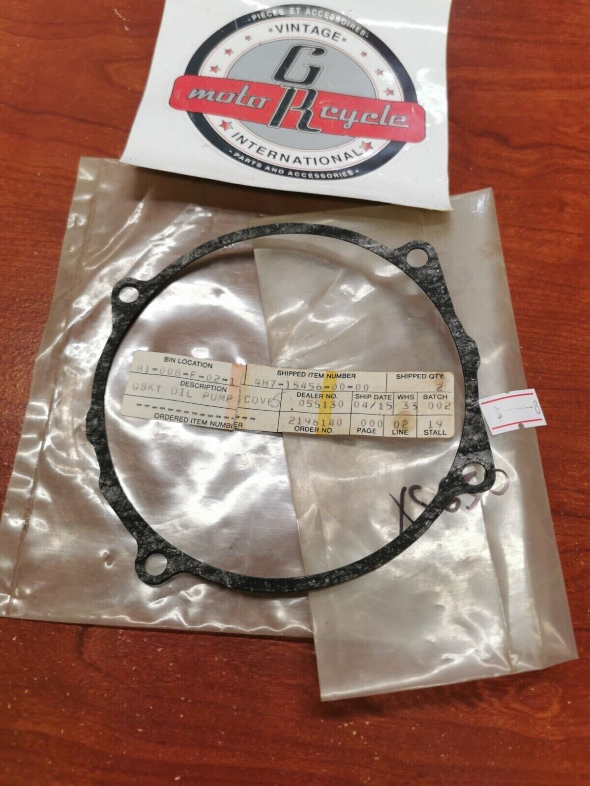 NOS Yamaha OIL PUMP COVER GASKET 4H7-15456-00-00 SUB. 4BB-15456-00-00 Y95