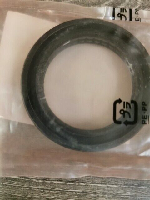 NOS HONDA TRX300 FOURTRAX 1988 - 1990 DUST SEAL 42X58X1 91252-HC4-003 H102