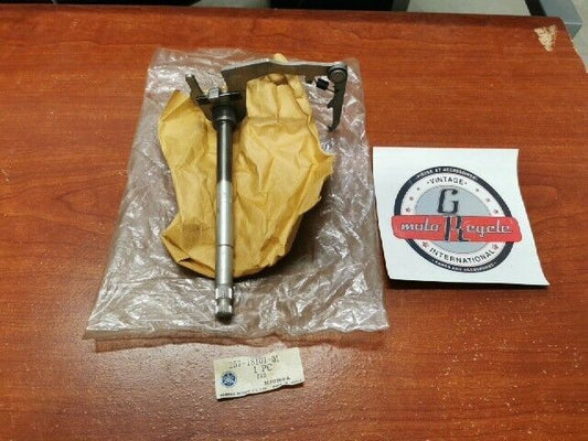 NOS Yamaha CHANGE SHAFT 257-18101-01-00 SUB 257-18101-02-00 257-18101-03-00 Y118
