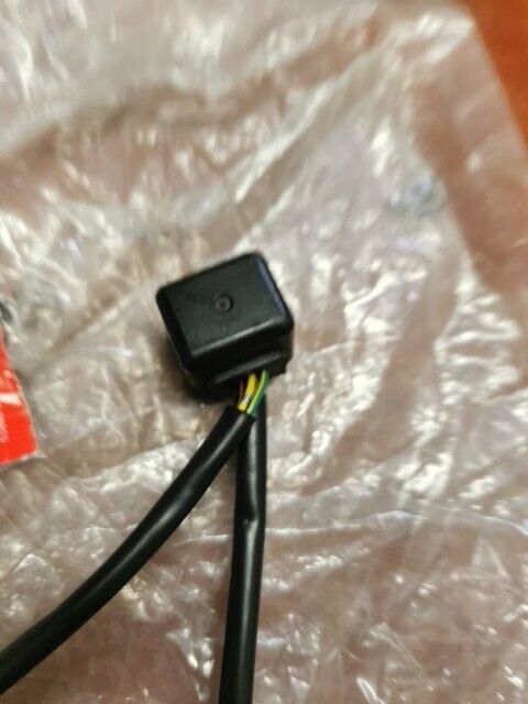 NOS Honda TRX500 THROTTLE SENSOR INCOMPLETE 06305-HN2-405 H104