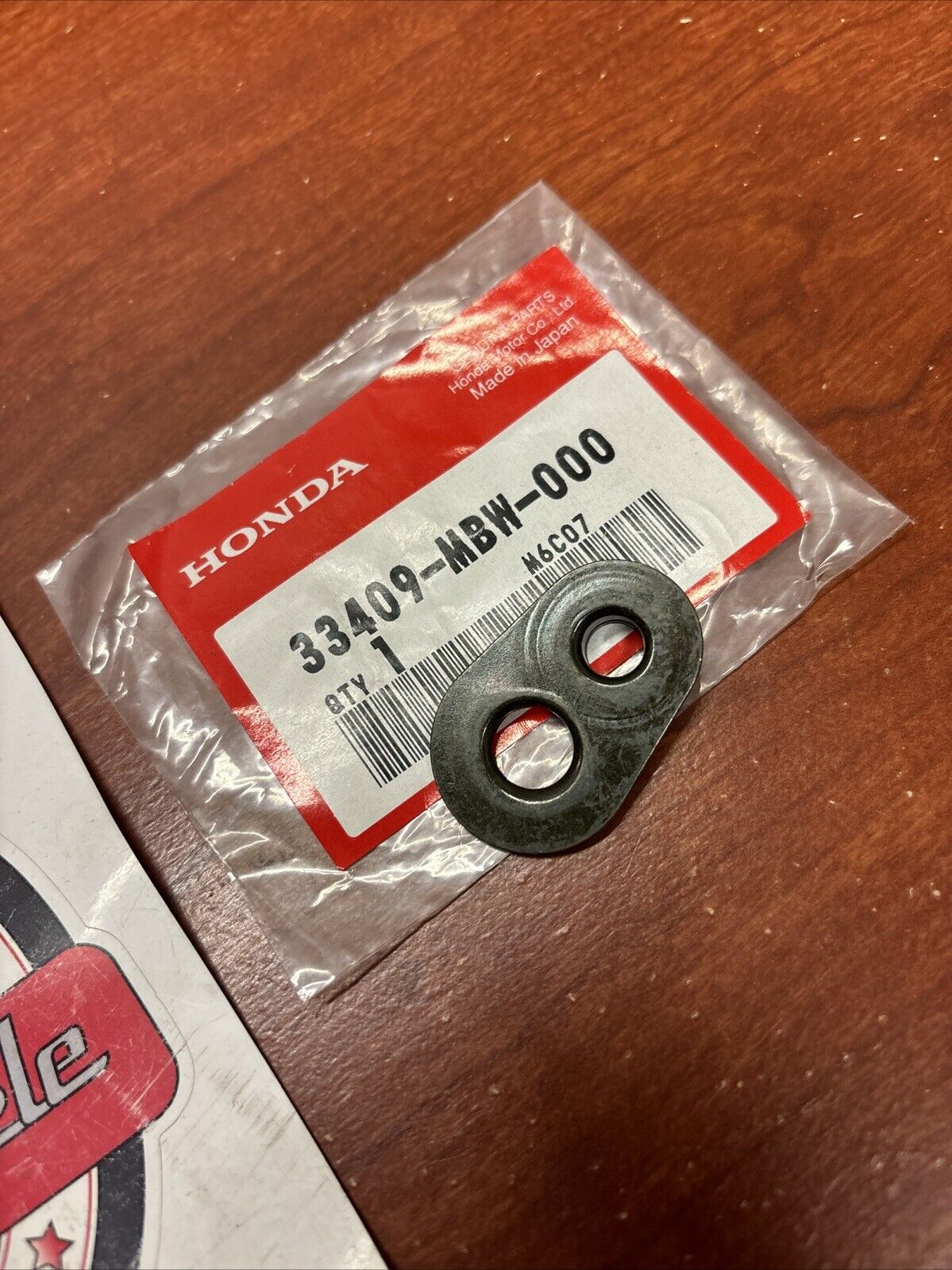 NOS Honda CB1300S CBR1000RR CBR600F TURN SIGNAL SETTING PLATE 33409-MBW-000 H172