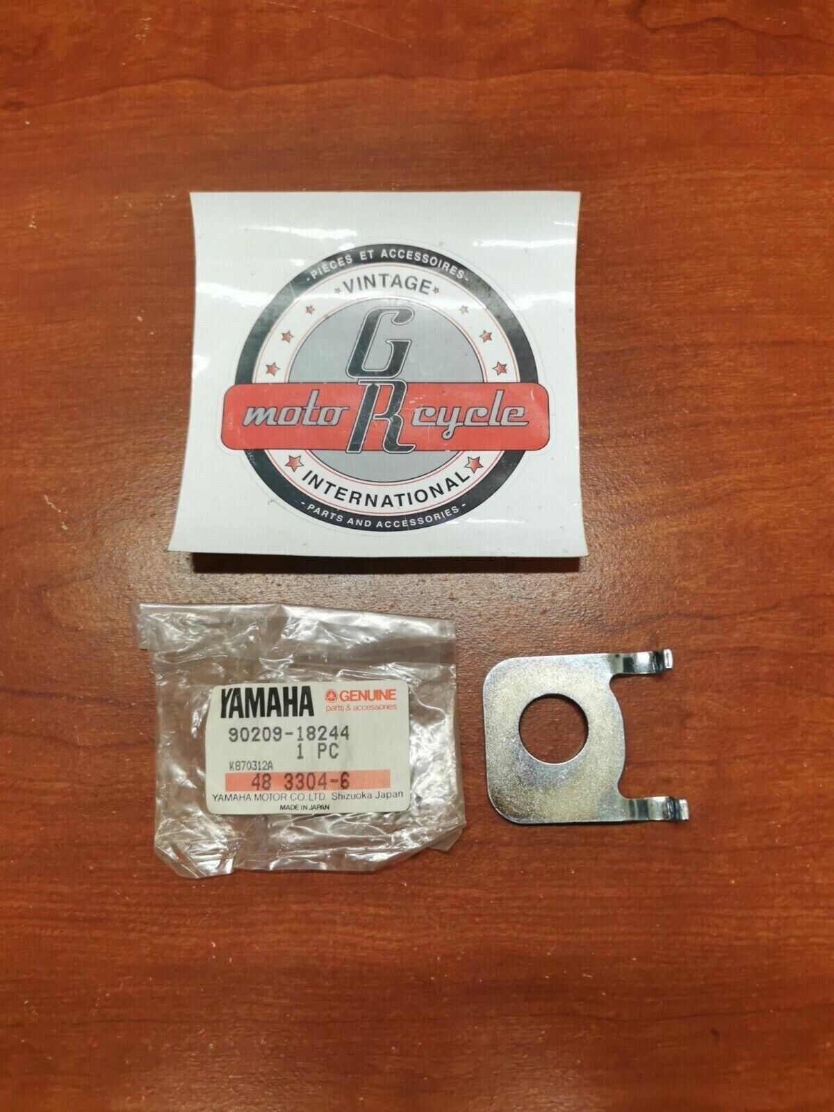 NOS Yamaha YZ125 YZ250 YZ490 PLATE WASHER (90201-180G2) 90209-18244-00 Y85