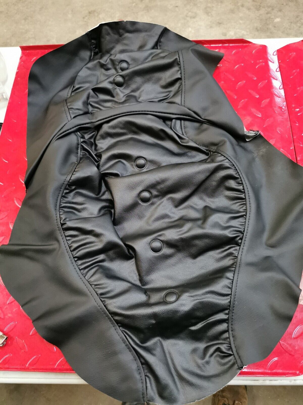 NOS Yamaha XV1000 VIRAGO 1984 - 1985 COVER SEAT 42H-24731-01-00 Y19