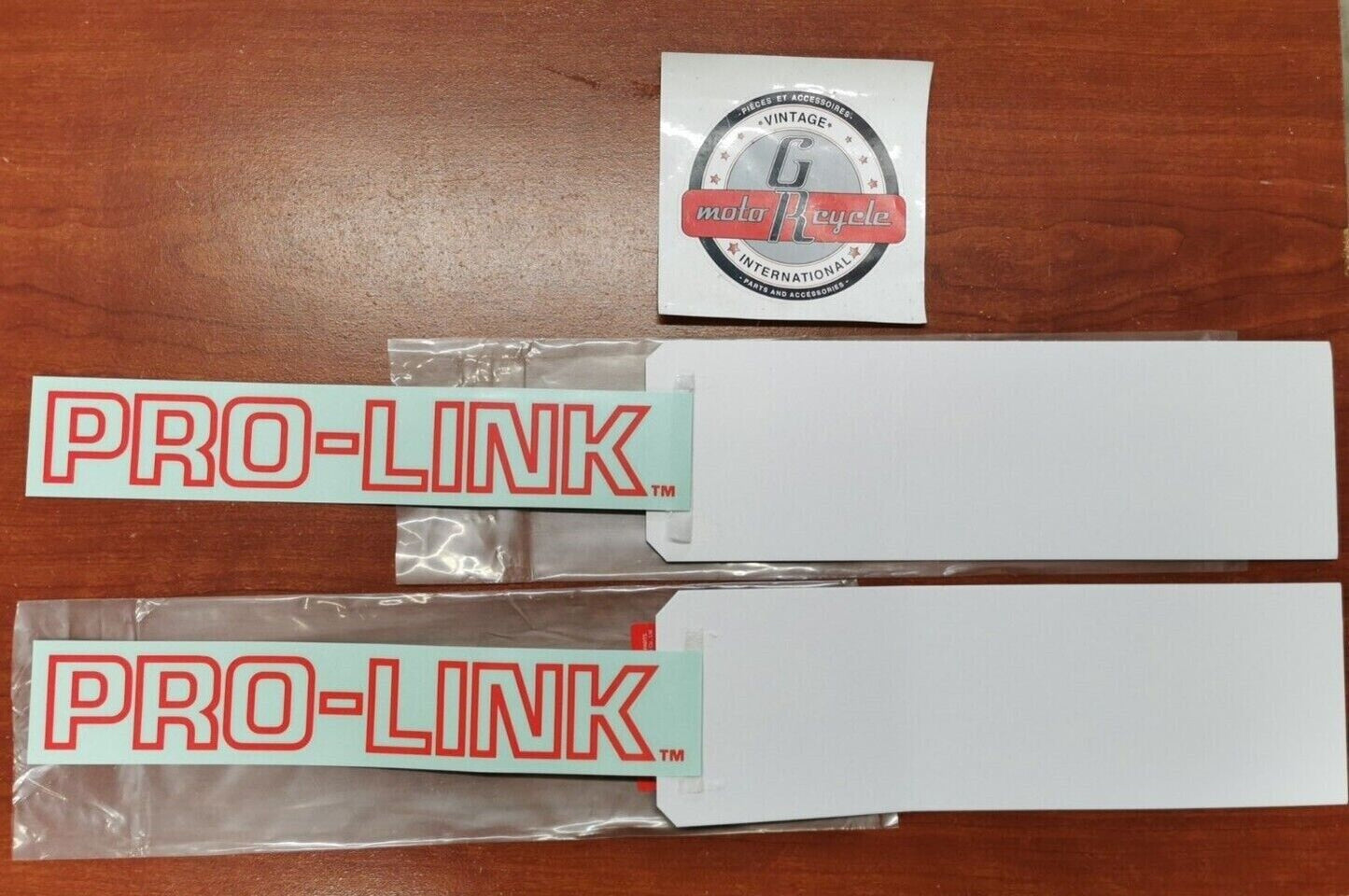 NEW Honda 1988 1989 CR500R CR250R CR125R SWING ARM DECAL PAIR 87121-KS6-830 H67