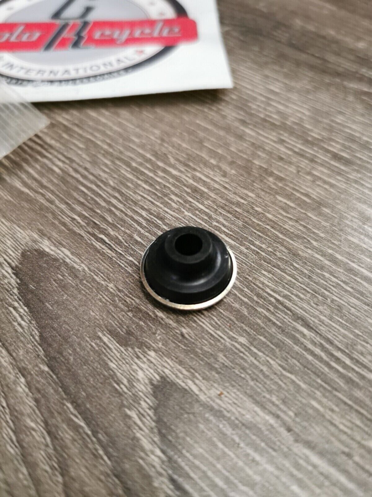 NOS  Honda GL1000 CB250 GL1100 GL1100A GL1100B GL1100 Cam Cover Seal 01-0151 J26