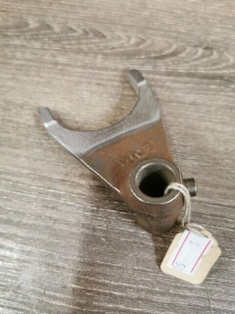 NOS HONDA GL1000 GL1100 FORK LEFT GEARSHIFT 24213-371-000 SUB 24213-463-000 H76