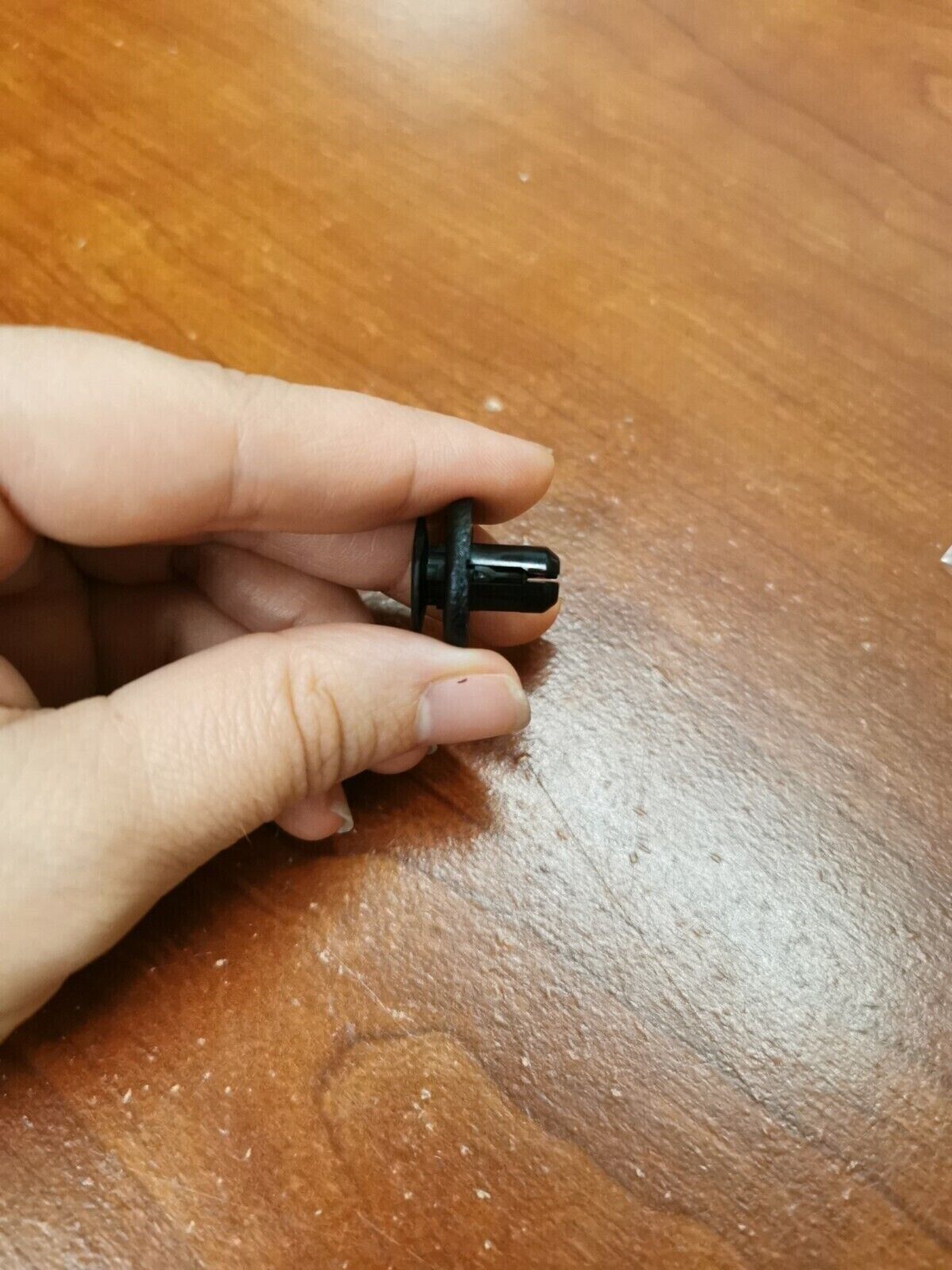 NOS Yamaha FX10 RX10 RIVET 90269-08006-00 Y84