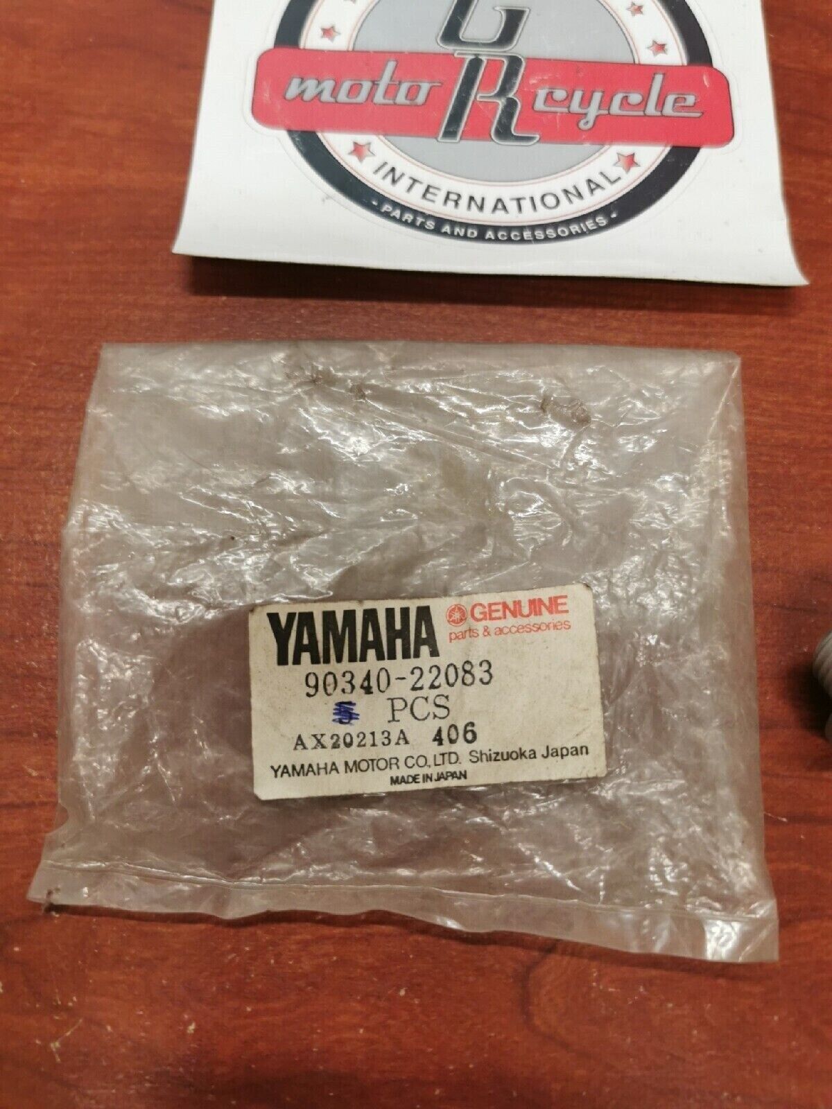 NOS Yamaha 1982 1983 XS400 STRAIGHT SCREW PLUG 90340-22083-00 Y71
