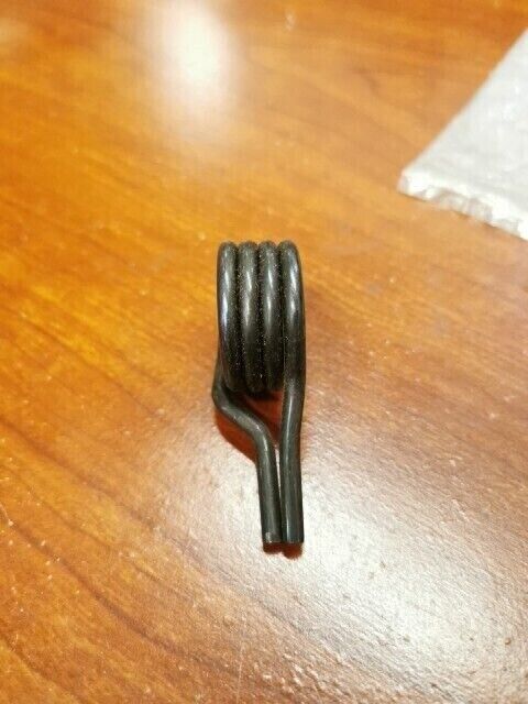 NOS Honda ATC110 GEARSHIFT RETURN SPRING 24651-033-010 SUB 24651-121-710 H80