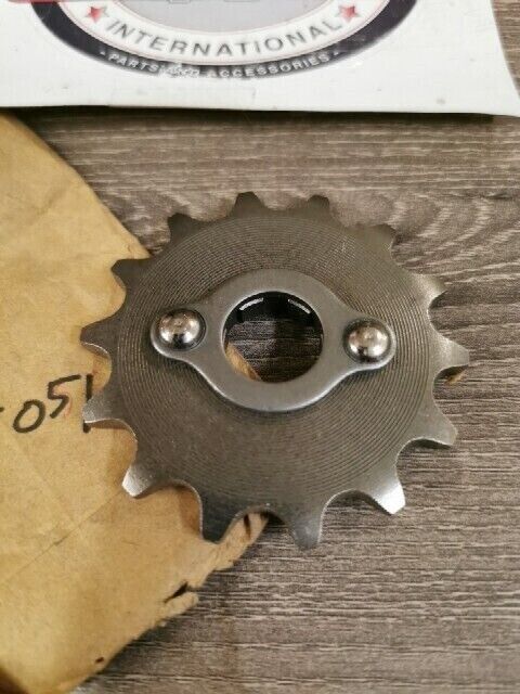 NEW NOS HONDA SS50 SS50D SS50F SPROCKET DRIVE 23800-051-305 H76