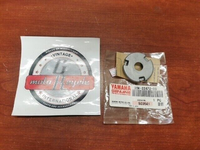 NOS Yamaha YZ80 YZ125 IT200 CASE CAP 39K-22472-00-00 Y105