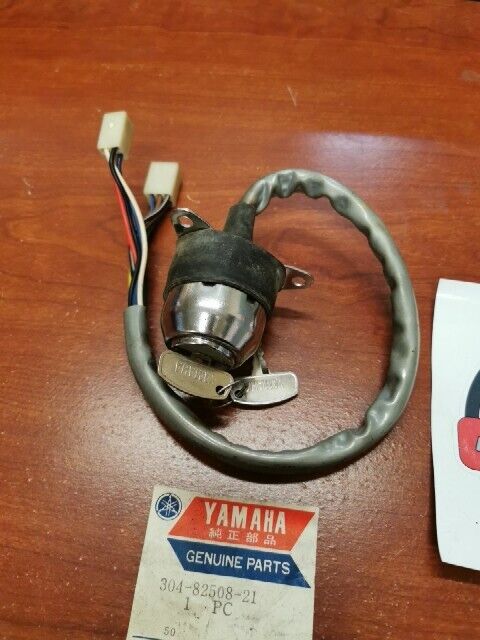 NOS Yamaha MAIN IGNITION SWITCH 304-82508-21-00 SUB 304-82508-20-00 Y109