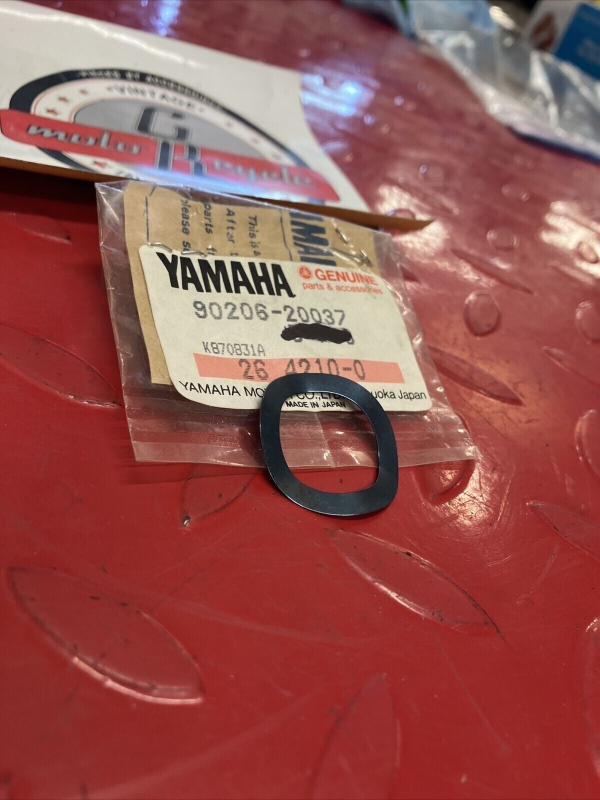 NOS YAMAHA WASHER WAVE 90206-20037-00 Y62