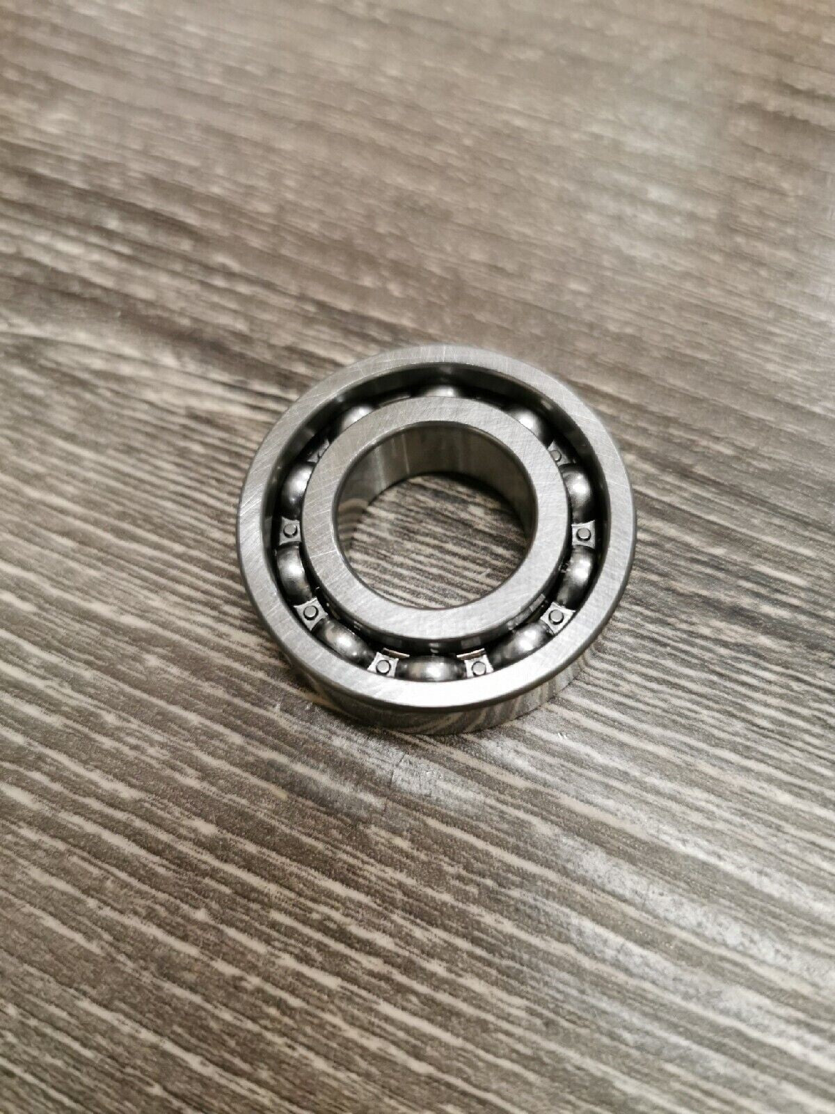 NEW NOS YAMAHA YZ250  2003 -  2013  BEARING  93306-00317-00   Y54
