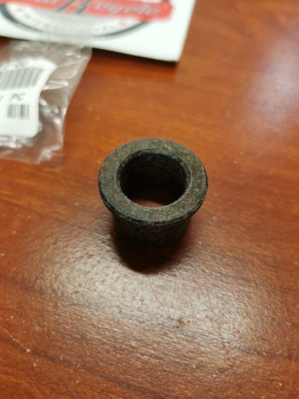 NOS Yamaha YFM225 YFM250 YFM350 XT125 XT200 BUSHING 15A-22123-00-00 Y98