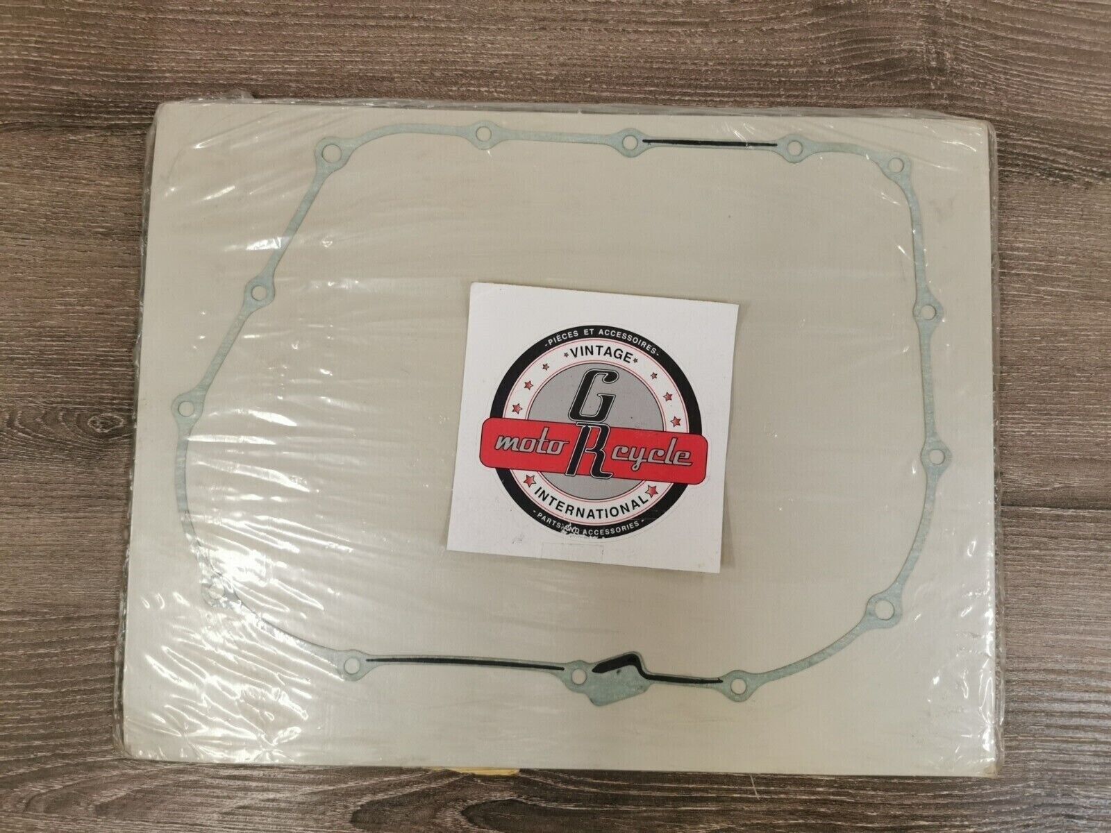 NOS HONDA PC800 VT700 VT750 VT800  CRANKCASE COVER GASKET 11394-MR5-801 H61