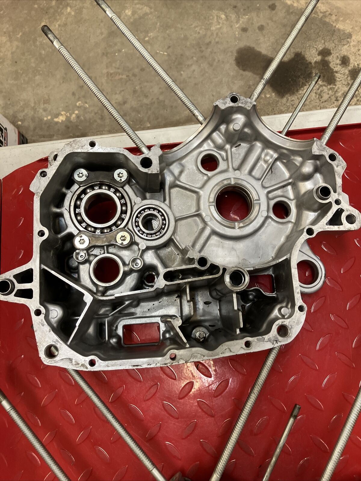 NOS Yamaha XV500 Virago 500 1983 1984 crankcase crank case left right