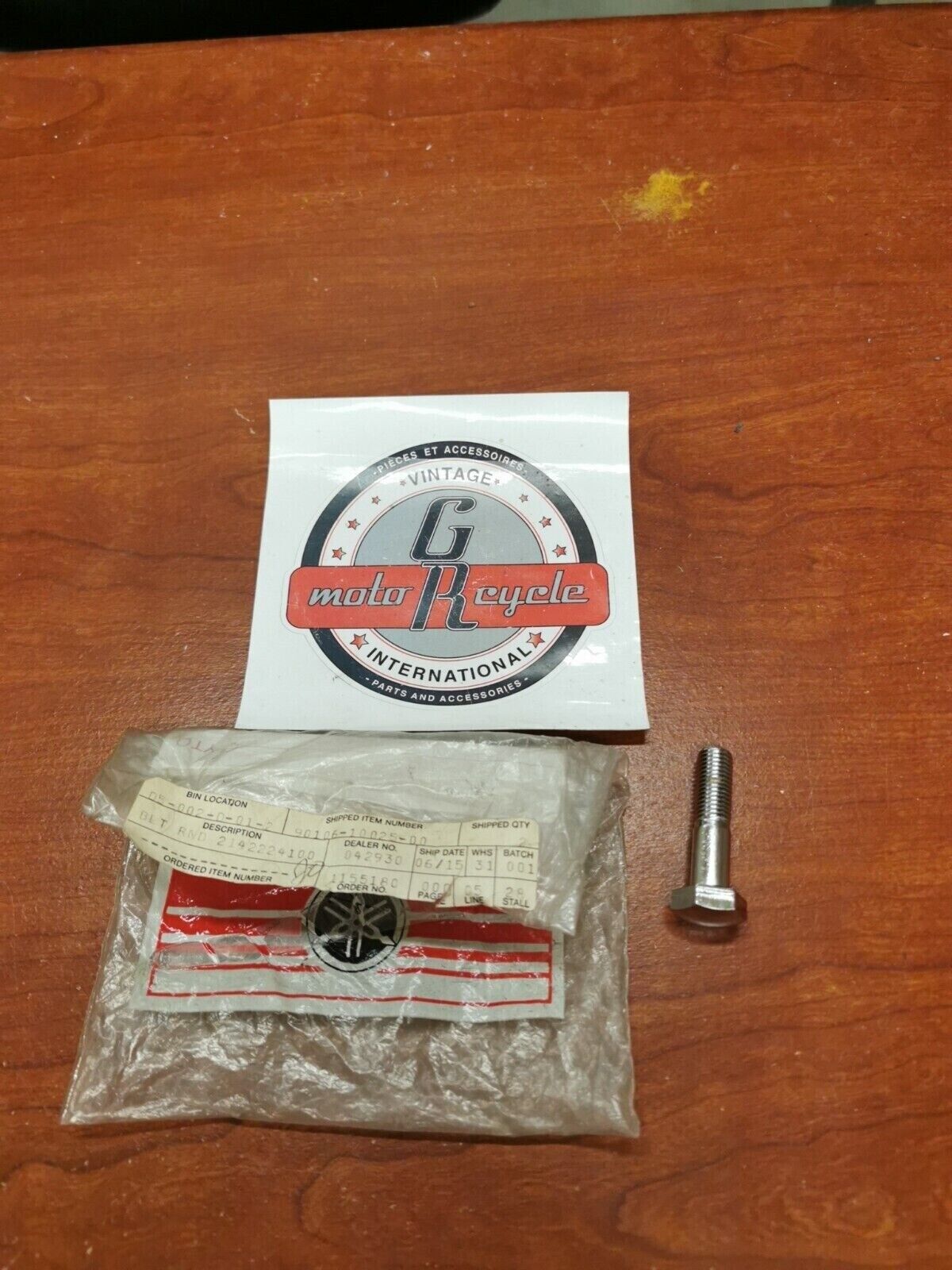 NOS YAMAHA DT1 RT1 HT1 AT1 CT1 ATM1 XS650 DOME HEAD BOLT 90106-10025-00 Y72