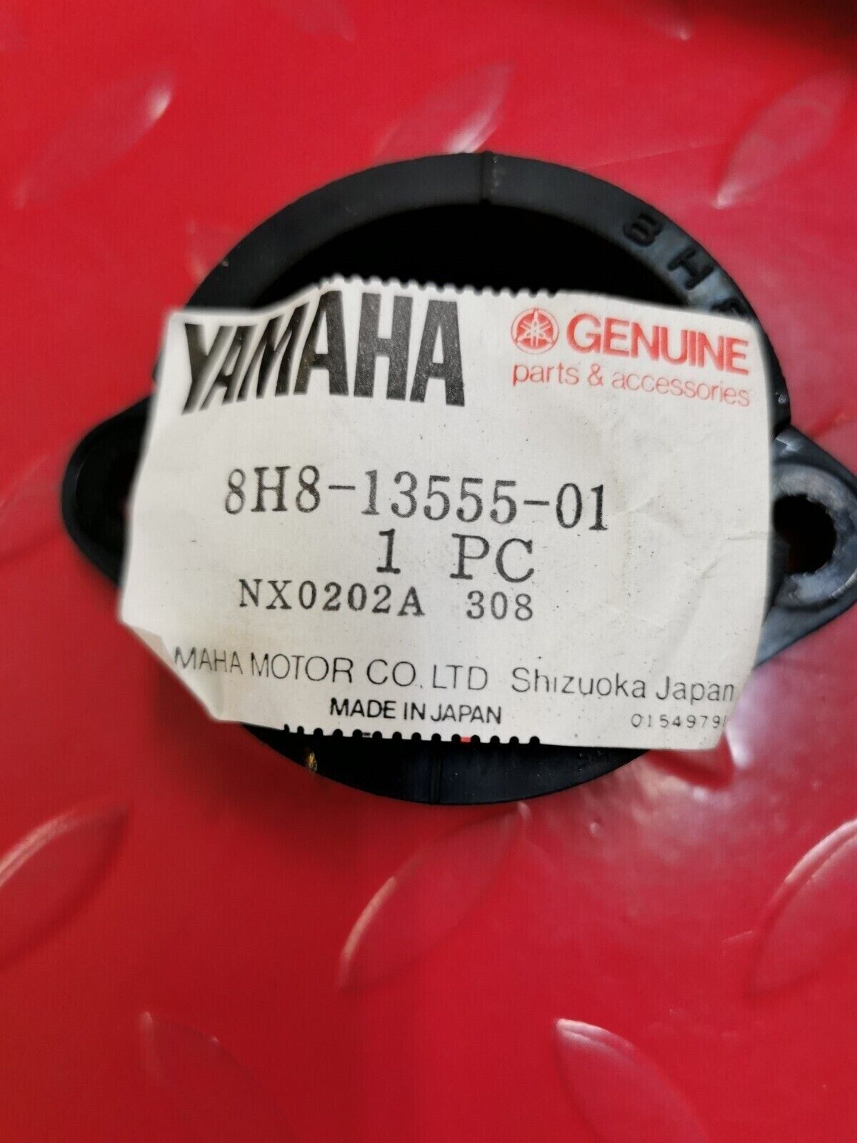 NOS Yamaha EX440 SR540 INTAKE MANIFOLD 8H8-13555-01-00 Y22