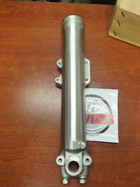 NOS Honda CB450K CB750K LEFT FRONT FORK CASE (LOWER) 51520-319-010 H97