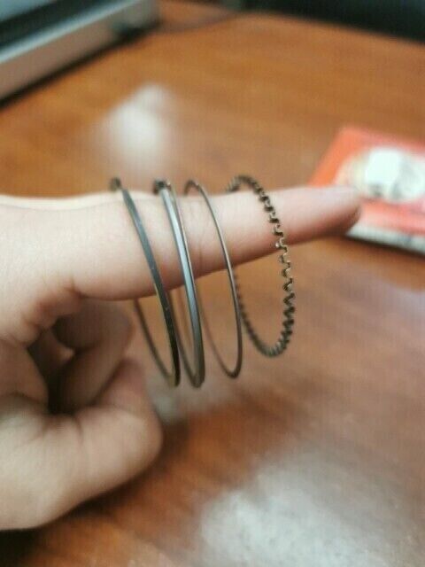 NOS Honda C70 XR75 PISTON RING SET 0.75 13041-116-004 SUB 13041-098-772 H78