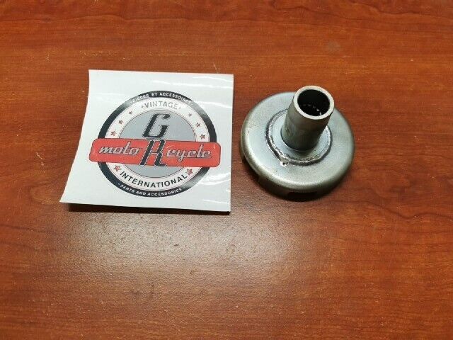 NOS Yamaha YFM350 YFM400 YFM450 YFM600 STARTER PULLEY 1UY-15723-00-00 Y105
