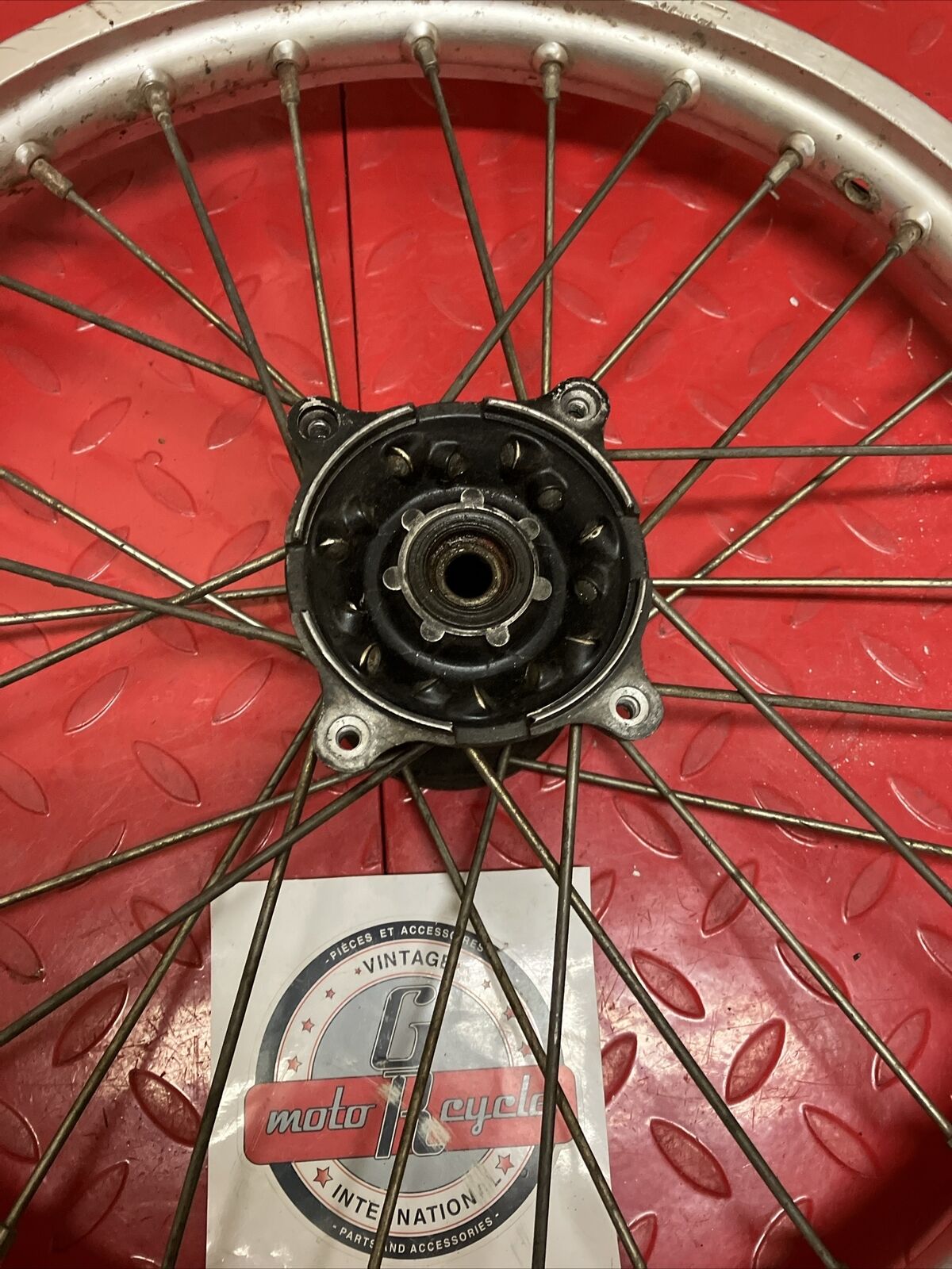 Honda CR80R 1987 Front wheel hub rim 1986 - 1995