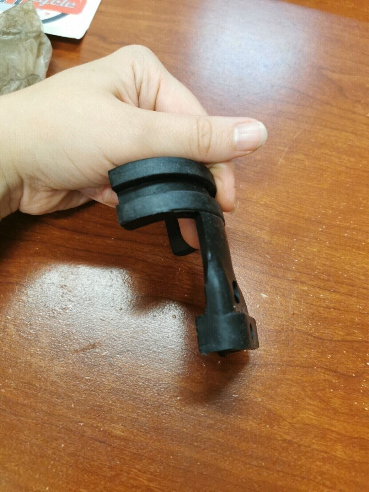 NOS Yamaha YZ125 YZ250 YZ490 WR250 WR500 LOCATING DAMPER 1 1LX-24181-00-00 Y85