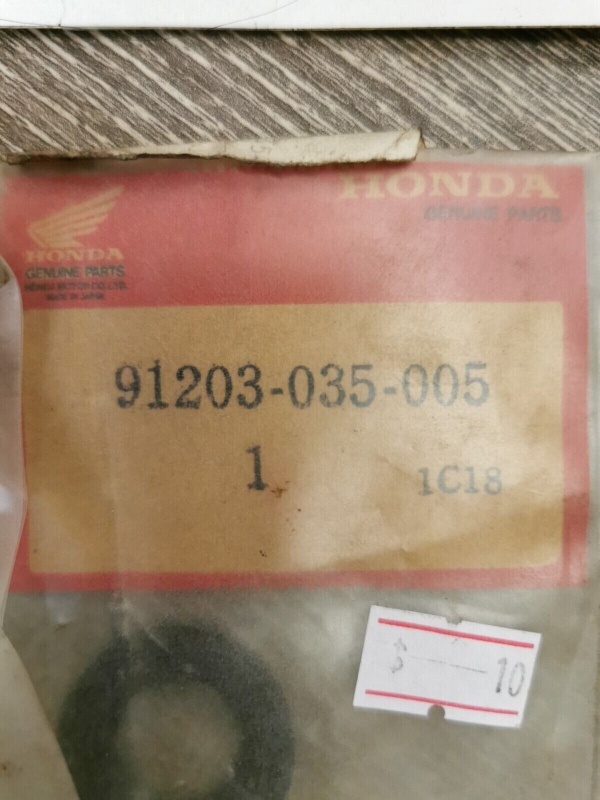 NEW NOS HONDA CL70 OIL SEAL 91203-035-005 H57