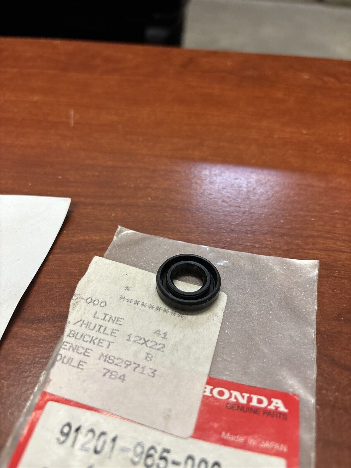 NEW NOS Honda OIL SEAL 12X22X5 91201-965-000 H155