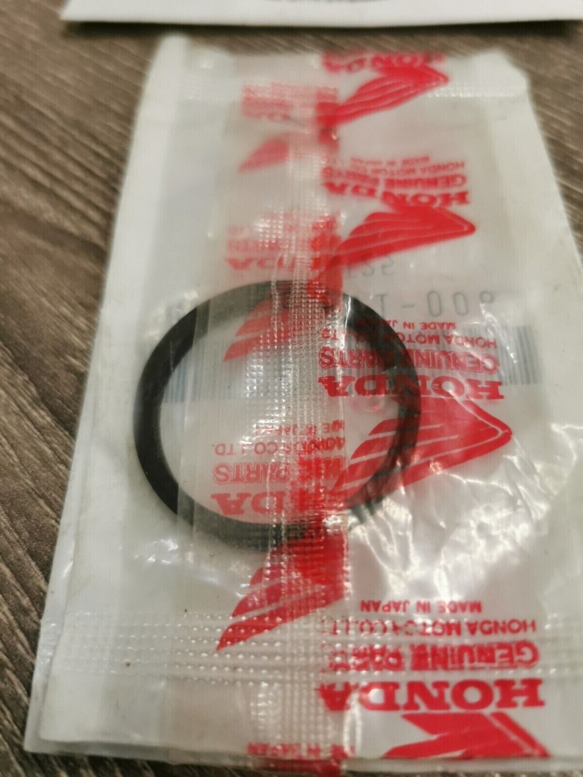 NOS HONDA ATC250R PISTON SEAL 45209-961-006 H55