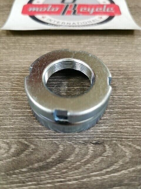 NOS HONDA ATV TRX250A TRX200A THREAD STEERING HEAD TOP 53220-VM5-000 H102