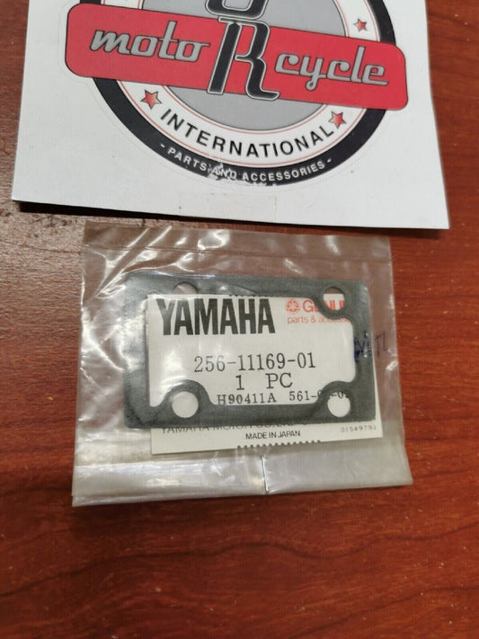 NOS Yamaha XS1 XS2 XS650 TX650 GASKET BREATHER COVER SUB. 256-11169-11-00 Y75