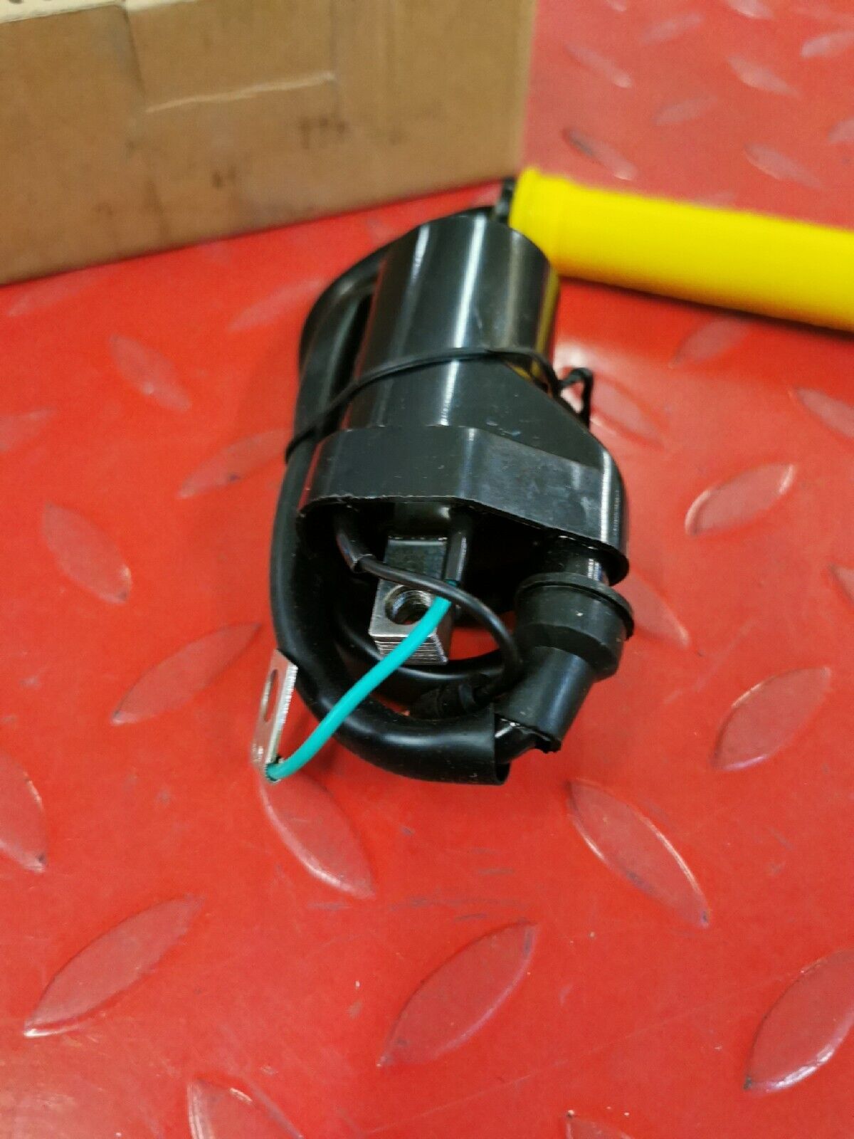 NOS HONDA IGNITION COIL TRX400 GX  J9