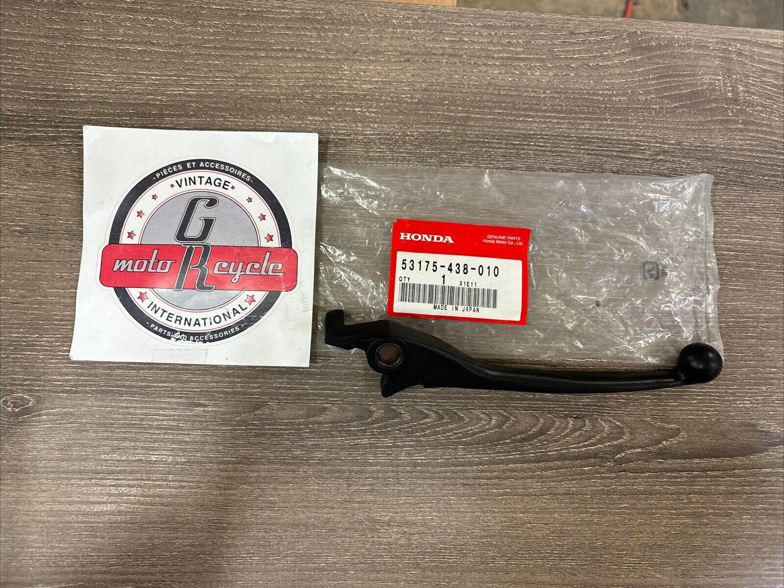 NOS Honda CB250 CB400 CB750 RIGHT BRAKE LEVER 53175-438-010 H132
