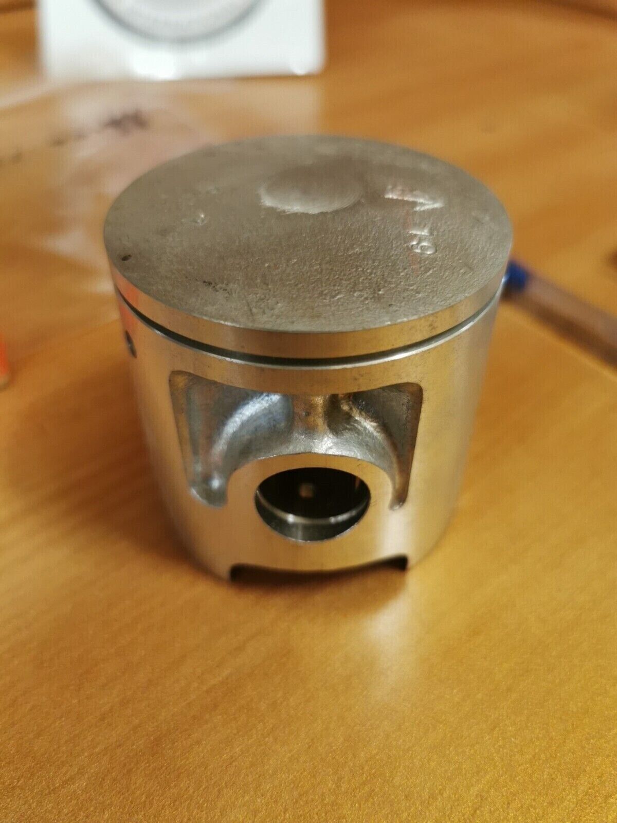 NOS YAMAHA YZ125 1974 - 1977  PISTON STD  SUPERCEDED BY  537-11631-02-96 Y46