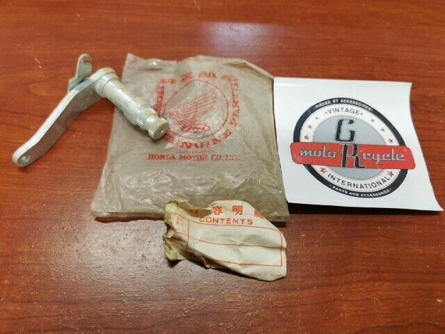 NOS Honda XL175 REAR BRAKE PIVOT SHAFT 46510-362-000 H98