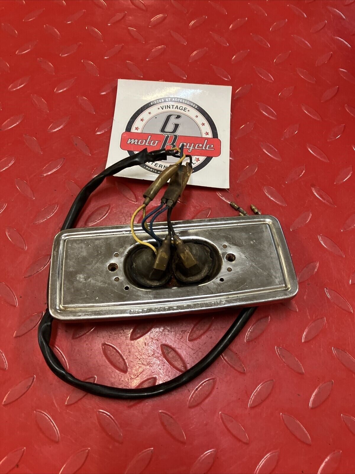 Yamaha RD400 1977 taillight base tail light 1976