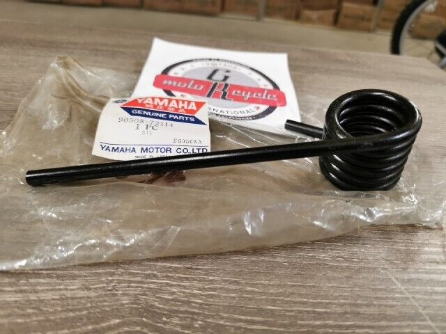 NOS YAMAHA EW433B TW433F GP433SS GP292 GP396 SPRING TORSION 90508-72114-00 Y130