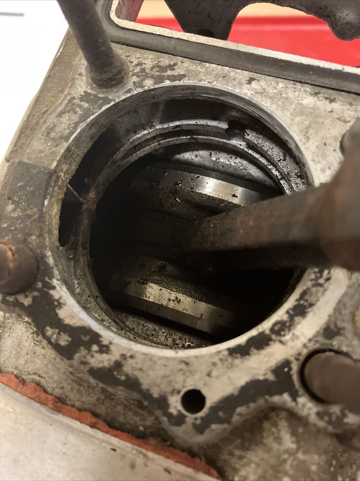 Honda CT90 1977 engine motor crankcase Bottom end crank transmission