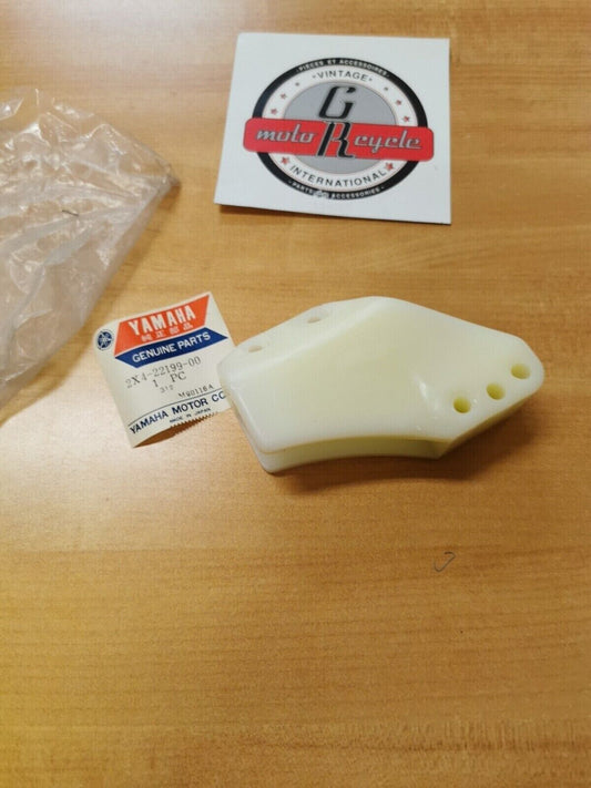 NOS YAMAHA YZ400 YZ465 YZ250 1979 - 1982  CHAIN SUPPORT  2X4-22199-00-00  Y44