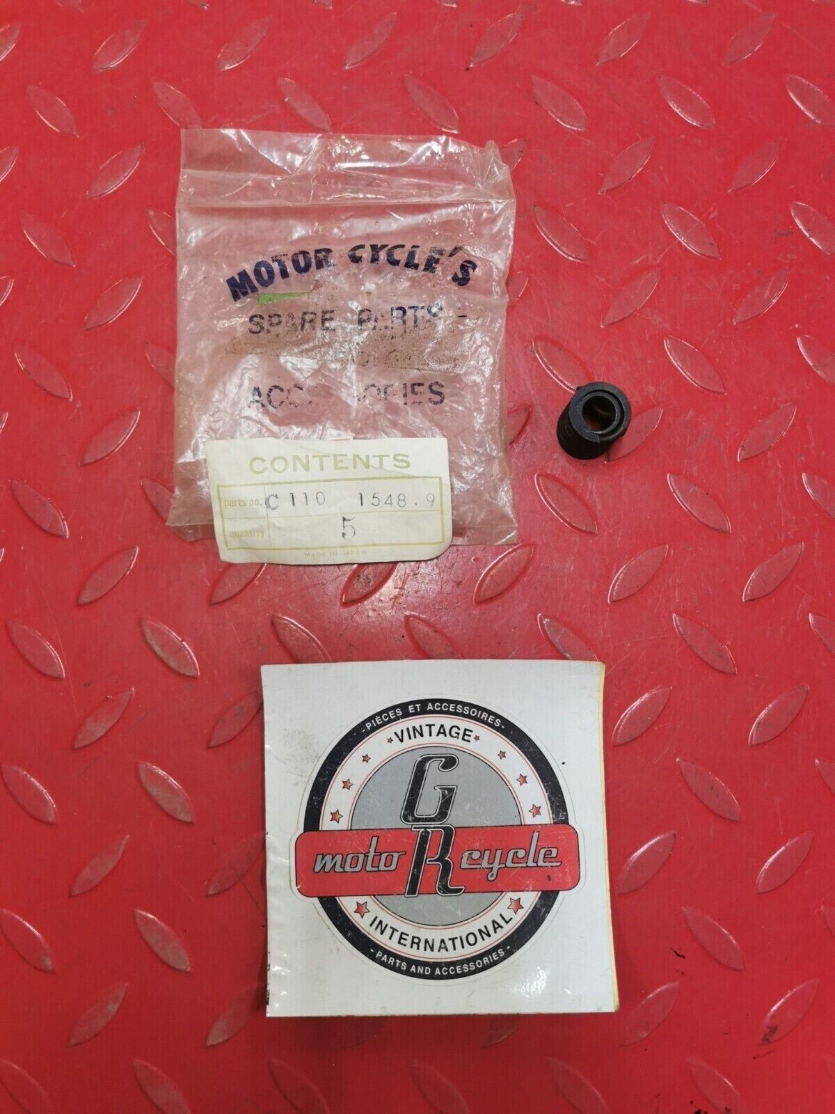 NOS Honda C110 SPRING, VALVE (OUTER & INNER) 14751-011-000 H25